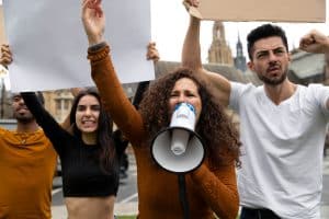 People protesting Columbia University antisemitism investigation.