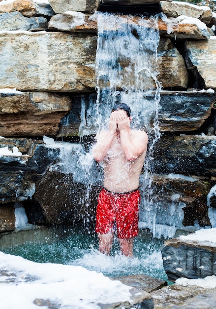 Cold Showers: Unexpected Benefits for Energy and Focus